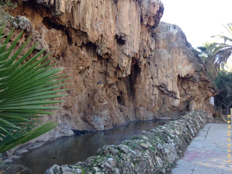 HAMMAM BOU HADJAR  (8) LA SOURCE DES EAUX THERMALES.jpg